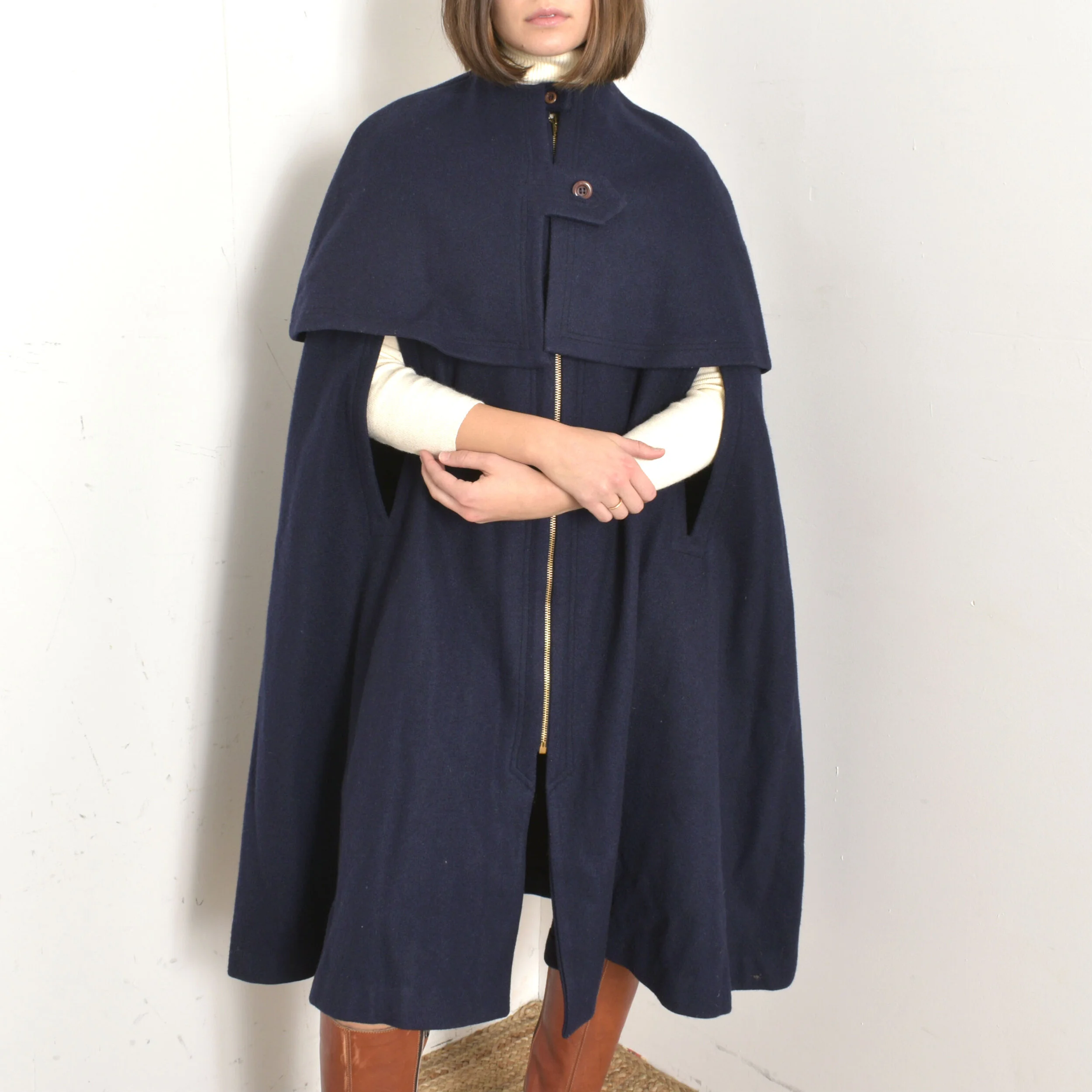 1960s Navy Wool Double Cape Coat-S/M/L — La Poubelle Vintage